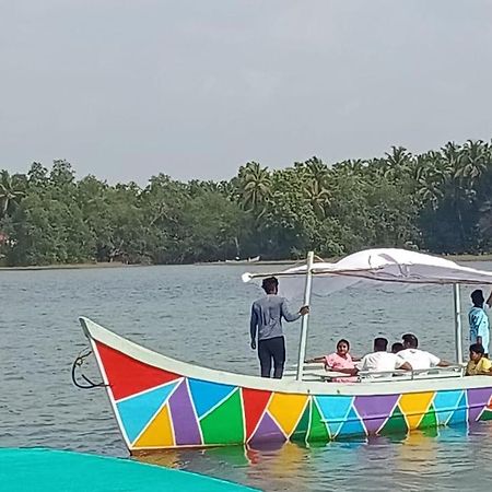 Casa Ardilla, Homestay And Boating In Honnavar Honāvar Exterior foto